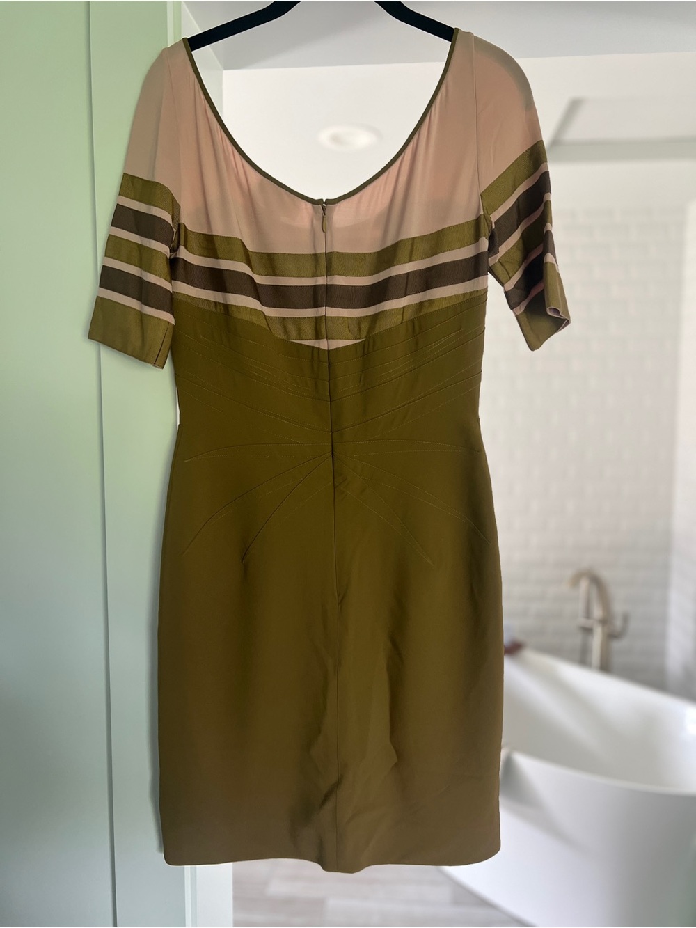 2010 Zac Posen Olive and Blush Striped Bodycon ish Dress size 6 - Picture 12 of 12